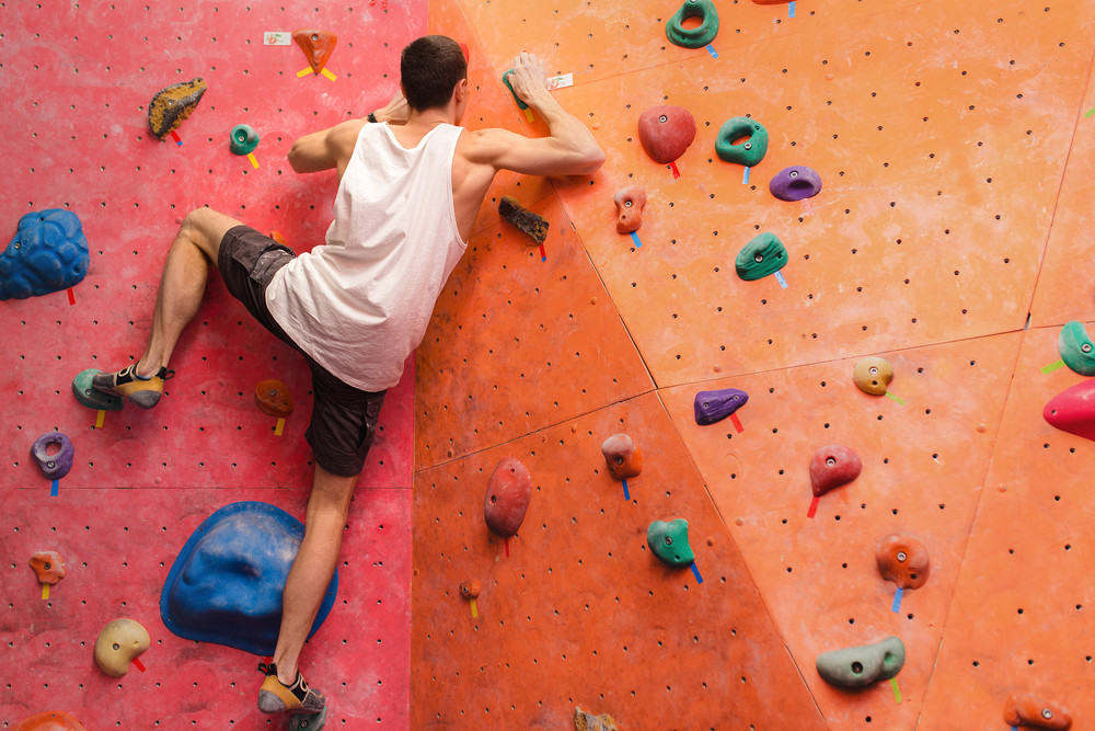 Mengenal Olahraga Wall Climbing